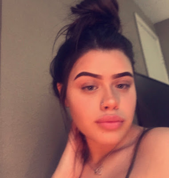 Meet your Posher, Mckenna - Picture 1 of 1